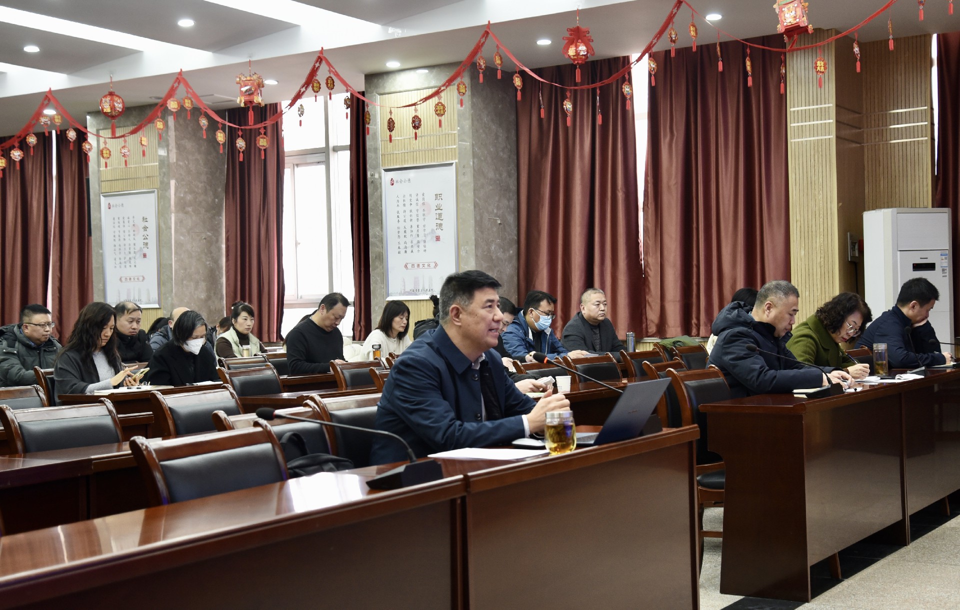 1707438869176421.jpg 1707438869176421.jpg