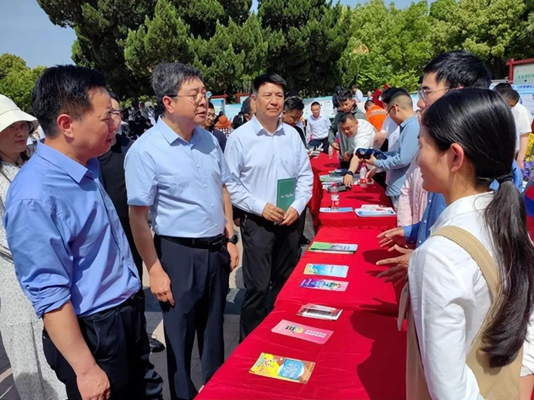 1714295958108599.jpg 1714295958108599.jpg